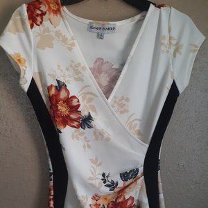 White withe Floral Bodycon Dress Almost Famous